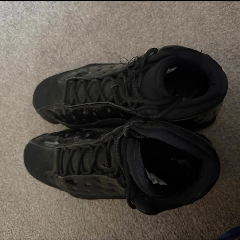 Jordan 13 Cap and Gowns size 11.5
